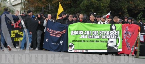 Neonaziaufmarsch beim Start Neonaziaufmarsch beim Start